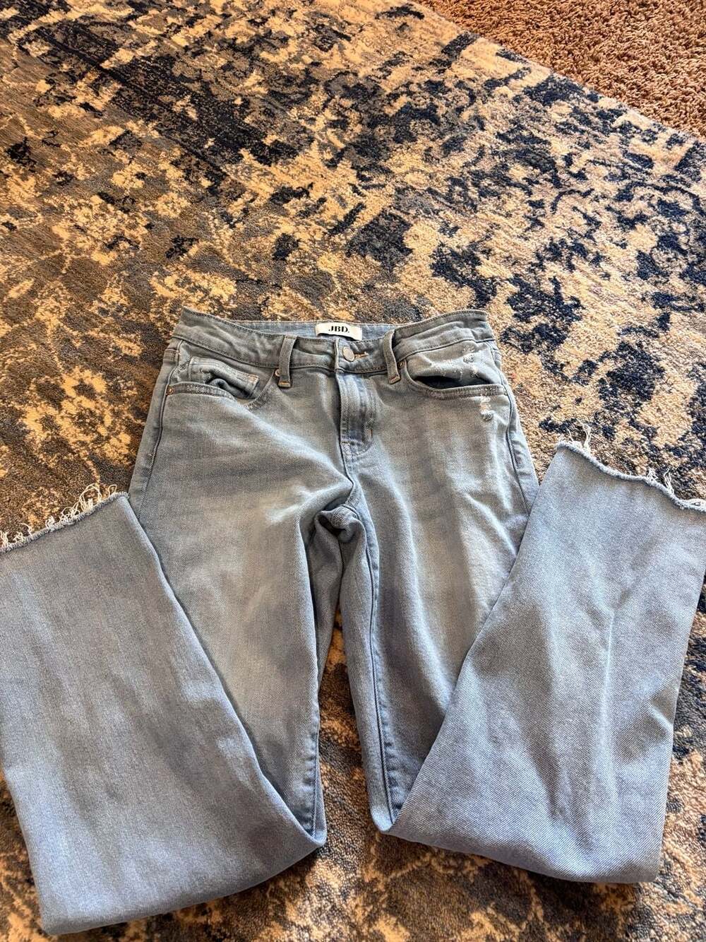 Jbd Jeans Size 27 Light Wash Distressed Raw Hem